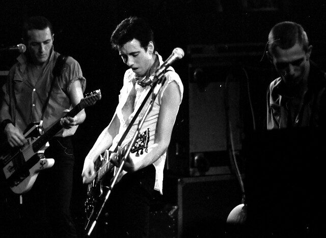 The Clash su Sky Arte: di scena Strummer e compagni in pay tv