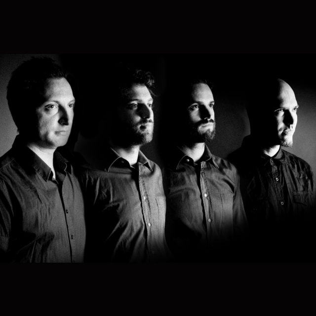 La recensione: "The Glow", Playontape #TraKs
