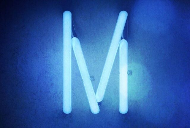 La recensione: “Geküsst”, Microlux