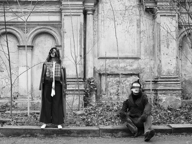 MS and Elvina Pinto, “The Well”: la recensione