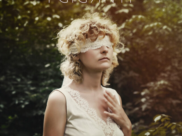 Elisa Rossi: ecco il video de “I Giganti” #TRAKOFTHEDAY