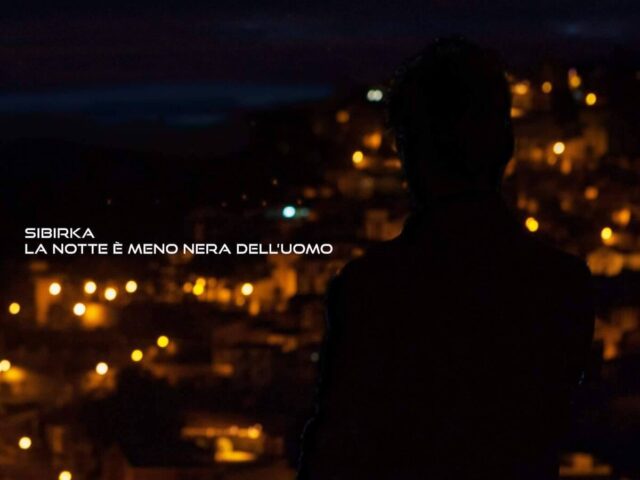 Sibirka, “La notte è meno nera dell’uomo”: la recensione