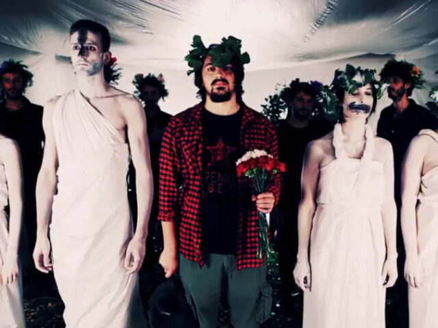 Le Visioni di Cody: “Il mondo salvato da regazzini” è l’ultimo video #TRAKOFTHEDAY