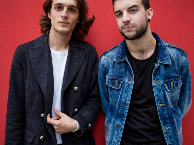 Jumping the Shark: il nuovo video è “Vera Show” #TRAKOFTHEDAY