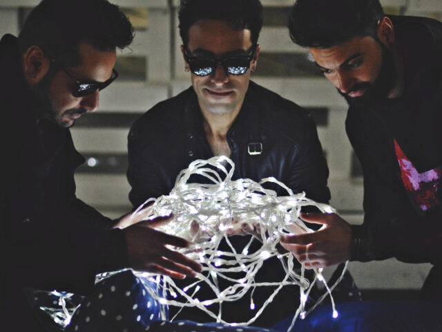Electric Floor: canzoni come percorso di vita