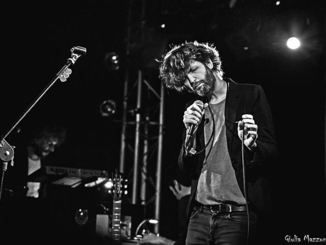 Dente in concerto all’OFF di Modena: un estratto del live! #VIDEOTRAKS