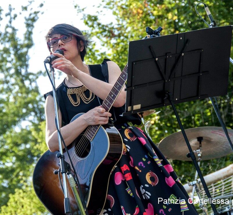 Come scrivi le tue canzoni: la risposta di Lara Molino