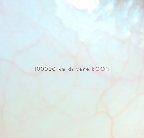 Egon, “100.000 km di vene”: la recensione
