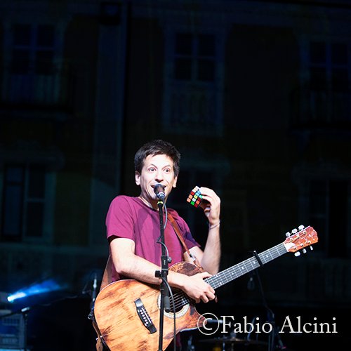 Eugenio in Via di Gioia, Fans Out 2018