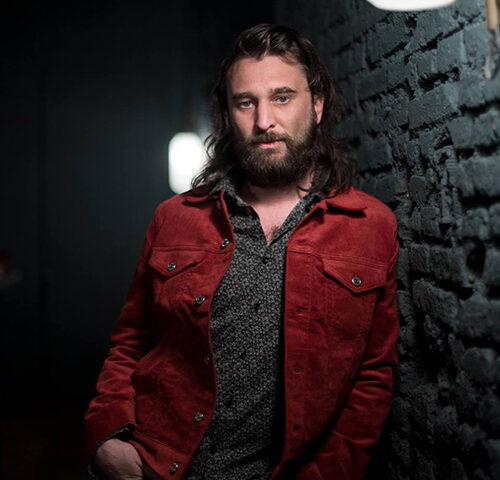 Nic Cester: due date in Italia ad agosto