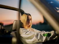 Mavi Phoenix: “Ibiza” è il nuovo video #TRAKOFTHEDAY
