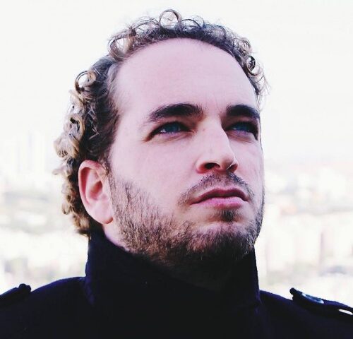 Shlomi Ash: “Wake Up” è il nuovo video #TRAKOFTHENIGHT