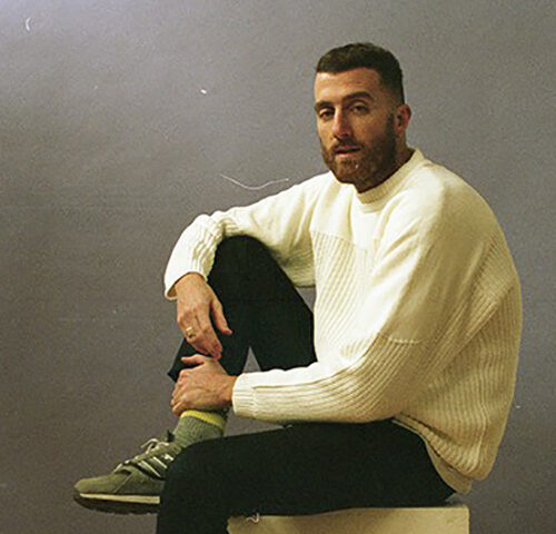 Mecna: “Niente resta per sempre” è il nuovo video #TRAKOFTHENIGHT