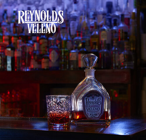 Reynolds: “Veleno” e “Vivi per finta” sono i primi singoli