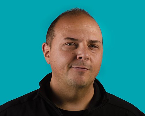 Brusco: “Isola di plastica” è il nuovo singolo