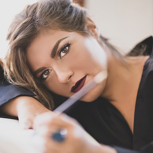 Veronica: “Acustico” è il nuovo video #trakofthenight