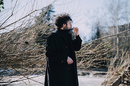 nicolò carnesi: "Virtuale" è il nuovo singolo