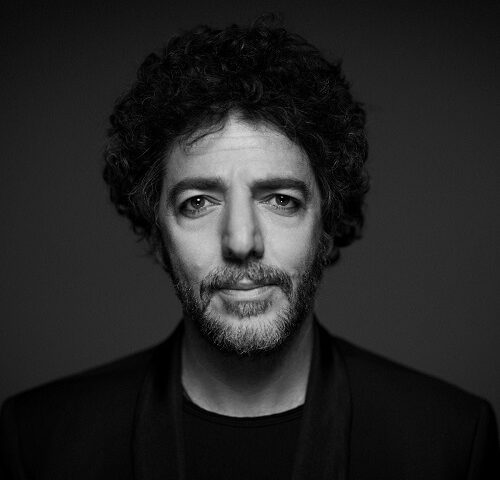 Max Gazzè: “Il farmacista” è il nuovo video #TrakOfSanremo
