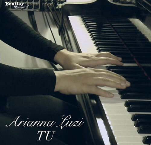 Arianna Luzi: “Tu” è il nuovo video #trakofthenight