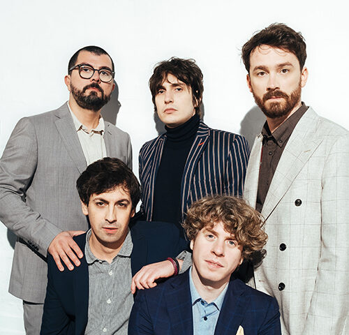 Lo Stato Sociale: “Combat Pop” è il nuovo video #TrakofSanremo