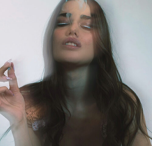 Clara: “Bilico” è il nuovo video #trakoftheday