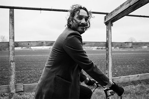 Giacomo Toni: “Se proprio devo” è il nuovo video