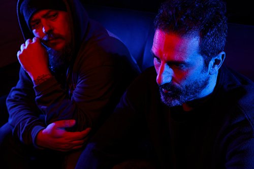 edna frau: "Wet plush" è il nuovo video