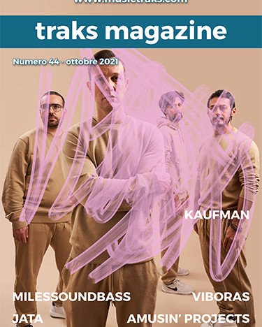TRAKS MAGAZINE 044 COVER