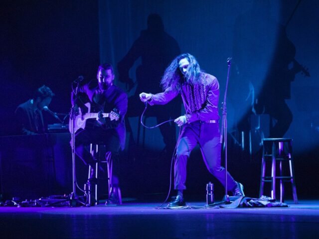 Fast Animals And Slow Kids @ Teatro Arcimboldi: la gallery