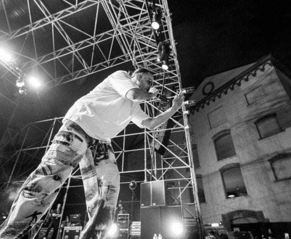 ernia @live in genova