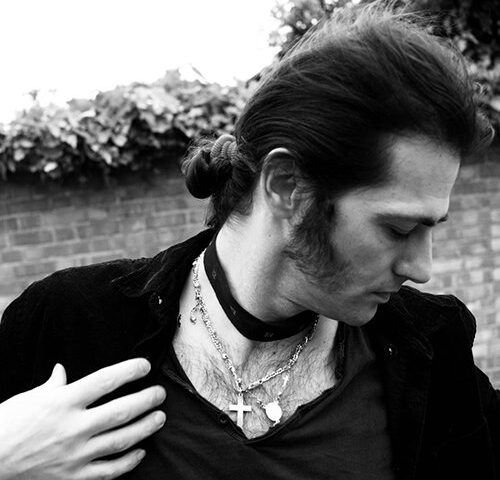 Cristiano Pucci: “The Distance in Between” è il nuovo video