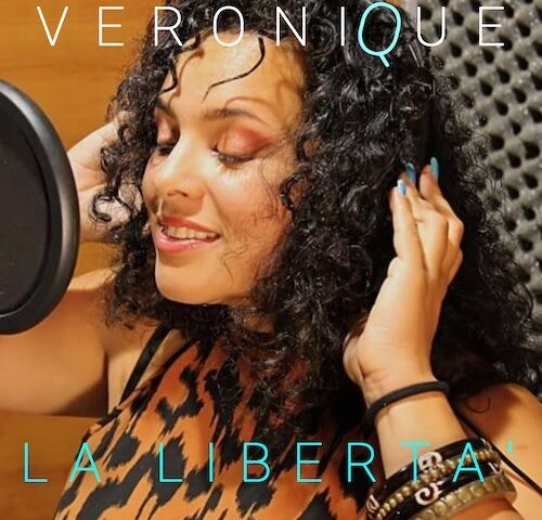 Veronique: “Solamente tu” è il nuovo video