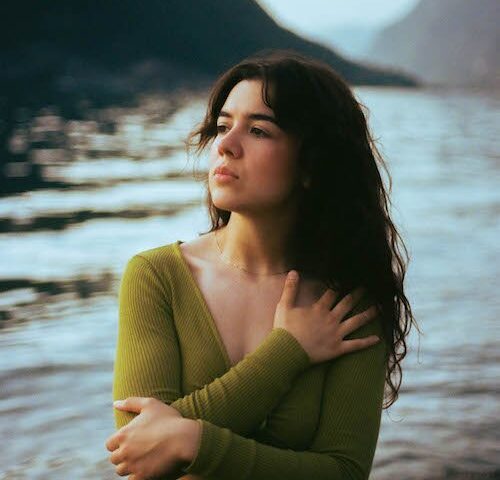 Valentina Brozzu: “La Stessa” è il nuovo singolo