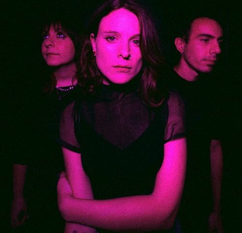 In June: “Pointy Ends” è il nuovo video