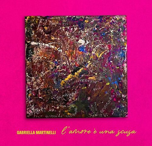 Gabriella Martinelli, “L’amore è una scusa”: la recensione