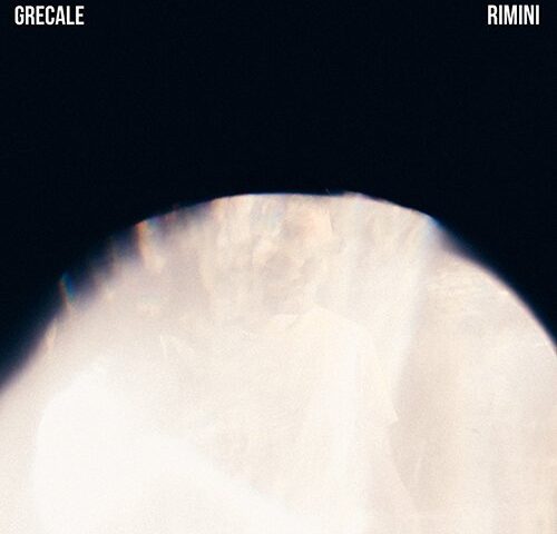 Grecale: “Rimini” è il nuovo video