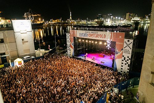 live in genova