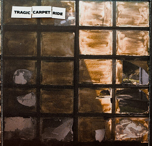 Tragic Carpet Ride, “Specchio riflesso”: la recensione