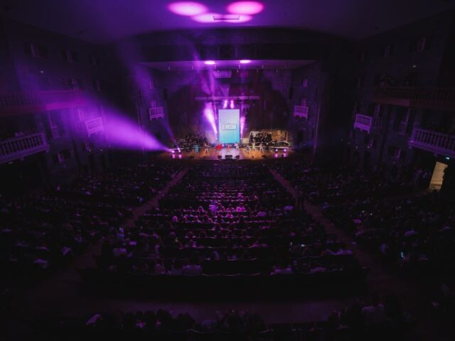 SchoolVision 2025: a Genova la finale del talent dedicato ai giovani artisti