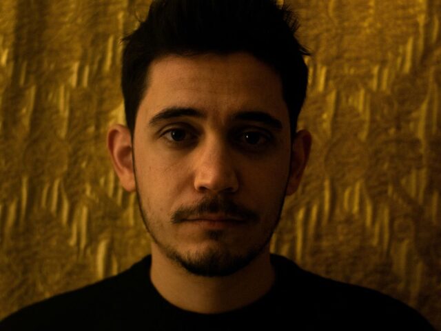 Antonio Polizzi: “Distanti” è il nuovo singolo