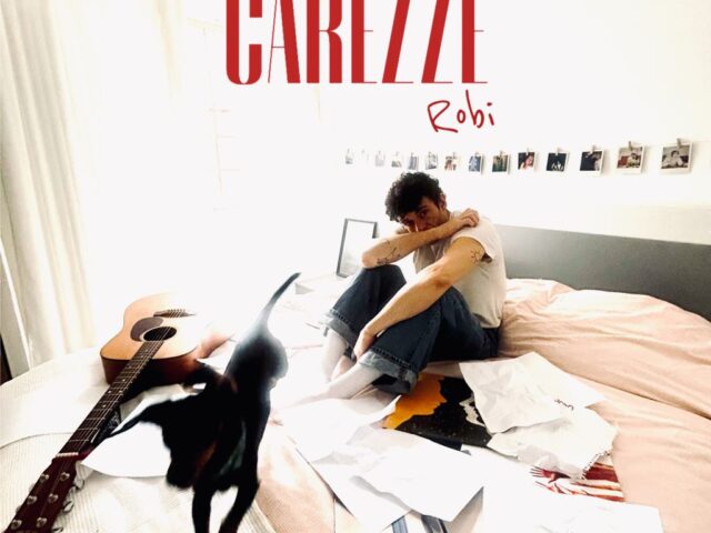 Robi, “Carezze”: la recensione