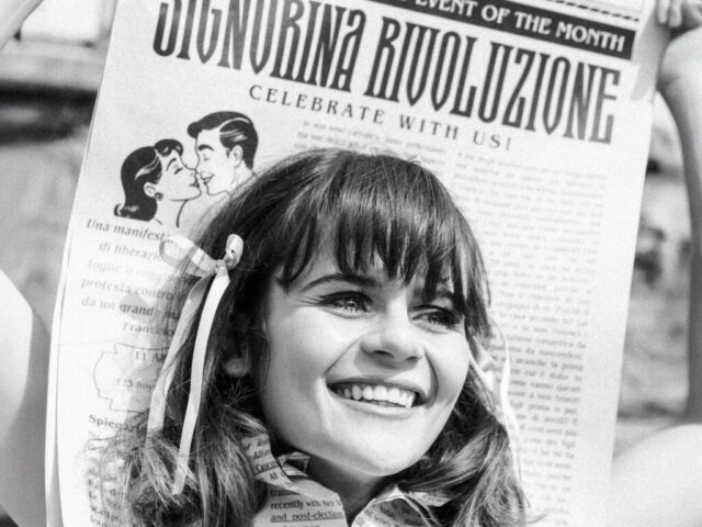 Martina Attili, “Signorina Rivoluzione”: la recensione