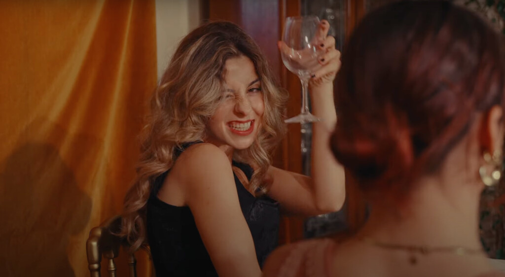 Lillie Hoax: "It-Girl" è il nuovo video