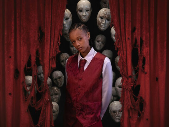 Salomèe, “Brutto show”: la recensione