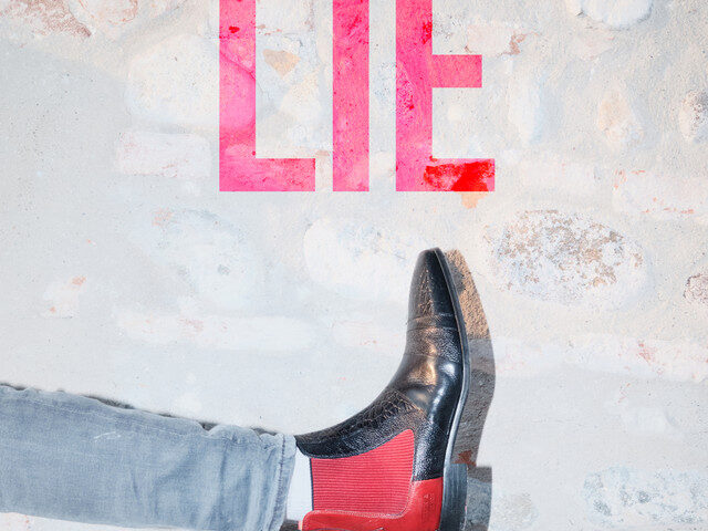The Junction: “Lie”, la catarsi post-punk contro l’assurdità dei conflitti