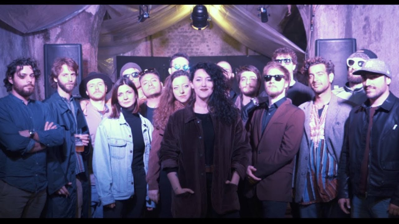 Deaf Kaki Chumpy: “Turn on the Light” è il nuovo video #trakoftheday