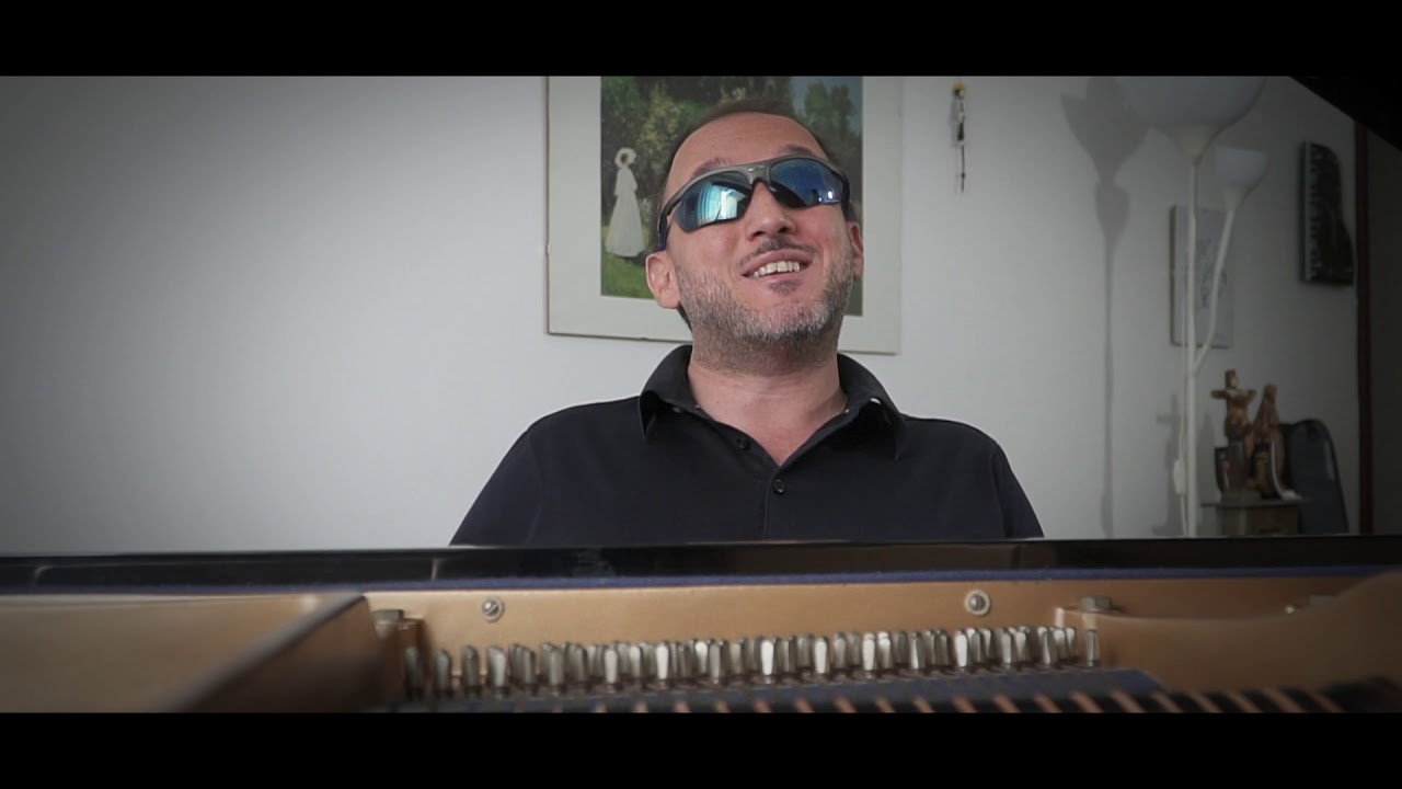 Alex Cadili: “Notte chiara (un sorriso in più)” è il nuovo video #trakofthenight