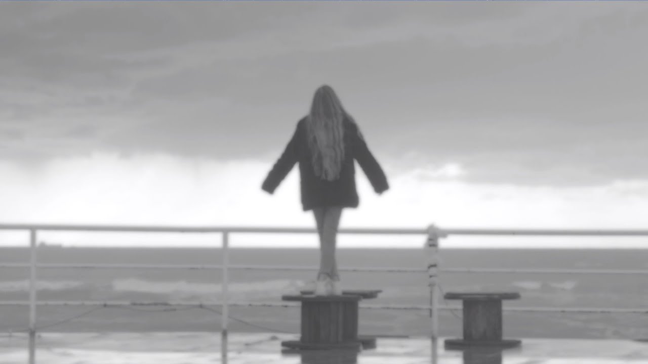 Fumé: “Cosa te ne vai a fare” è il nuovo video #trakofthenight