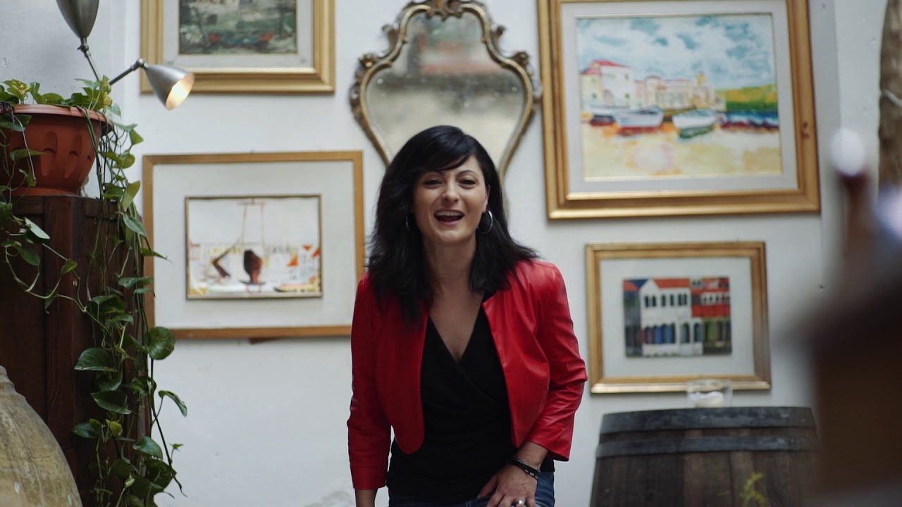 Daniela Vicale: “A schermo spento” è il nuovo video #trakoftheday