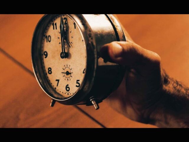 Banana Mayor: “The Scarecrow walks at Midnight” è il nuovo video #trakoftheday